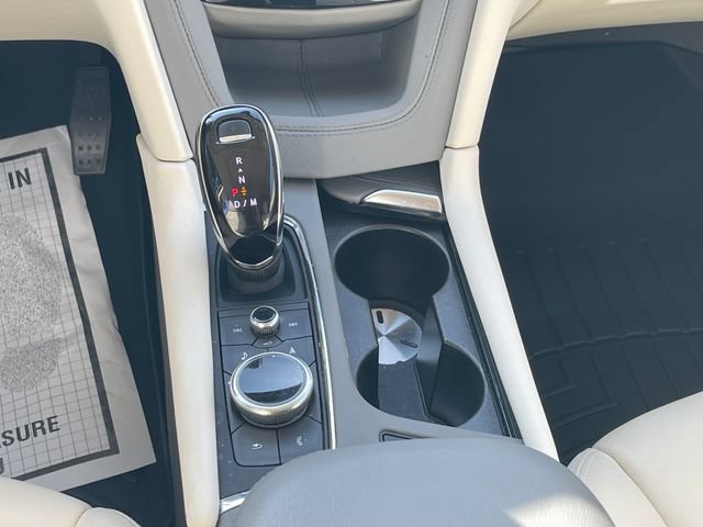 Used 2022 Cadillac XT5 Premium Luxury w/ Technology Package AWD/4WD image 16