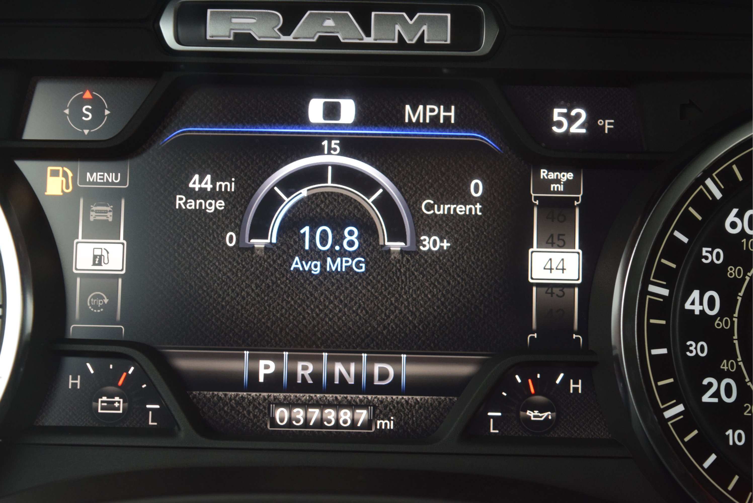 Used 2023 RAM 1500 Big Horn AWD/4WD image 12