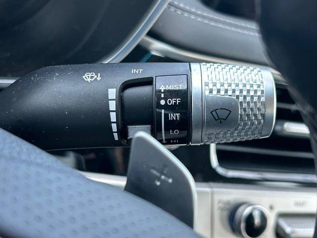 Used 2026 Genesis G70 2.5T RWD image 28