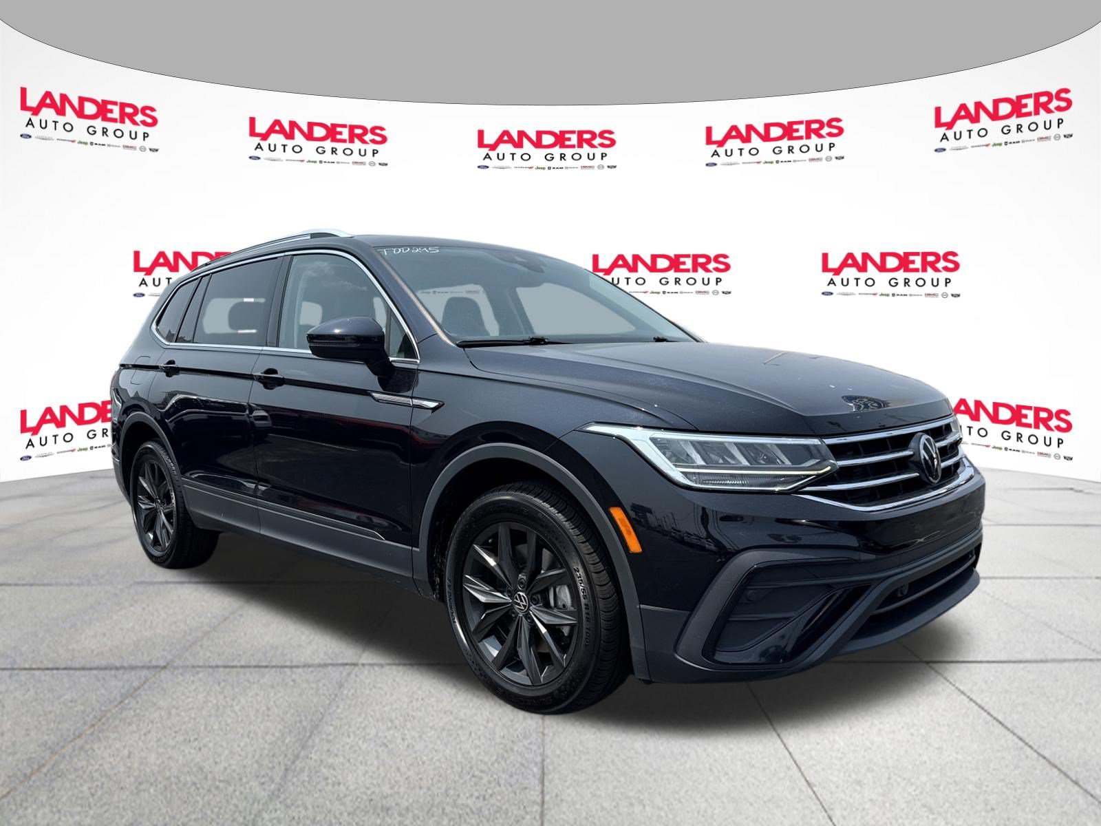 Used 2024 Volkswagen Tiguan SE FWD video 1