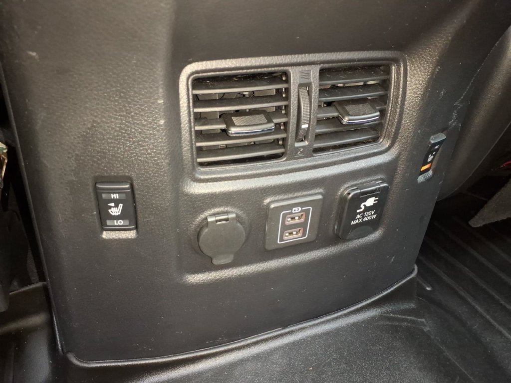 Used 2021 Nissan Titan PRO-4X w/ Pro-4x Convenience Package AWD/4WD image 20