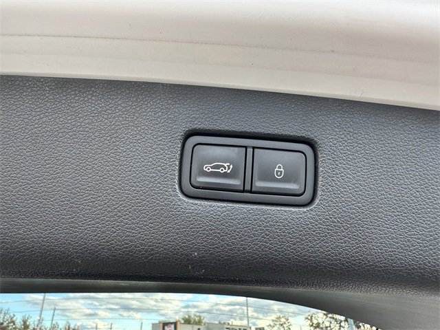 Used 2024 Genesis GV80 2.5T w/ Prestige Package image 46