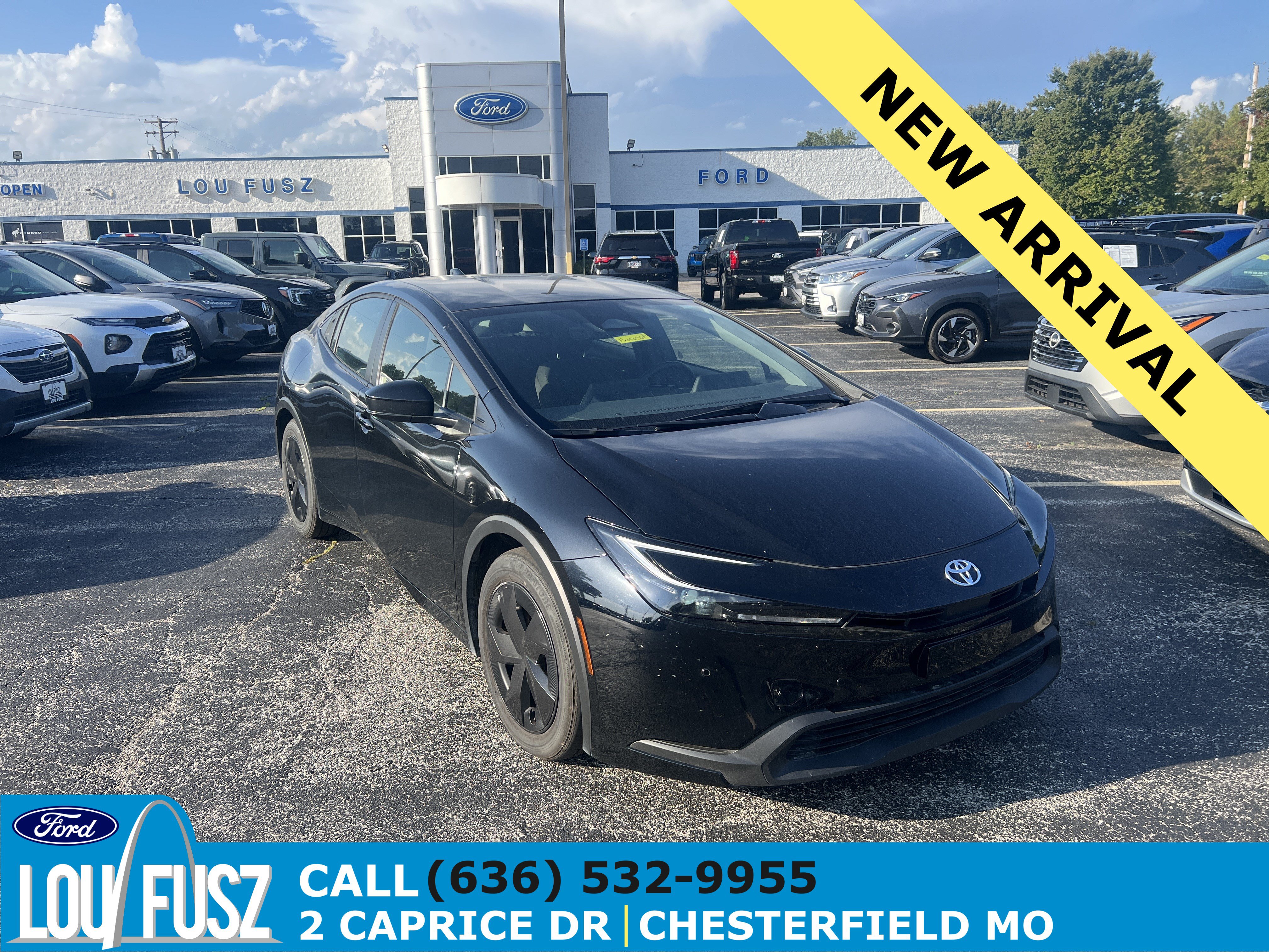 Used 2026 Toyota Prius LE FWD image 1