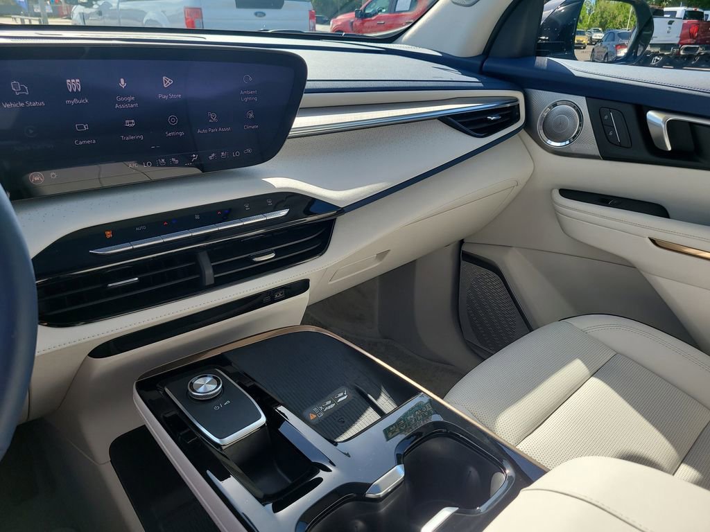 Used 2026 Buick Enclave Avenir w/ Super Cruise Package FWD image 23