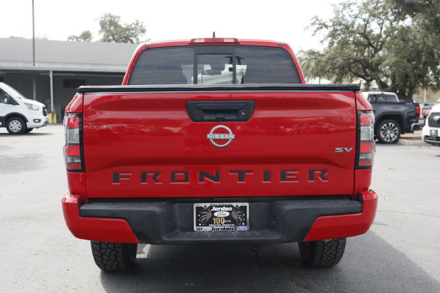 Used 2022 Nissan Frontier SV RWD image 9