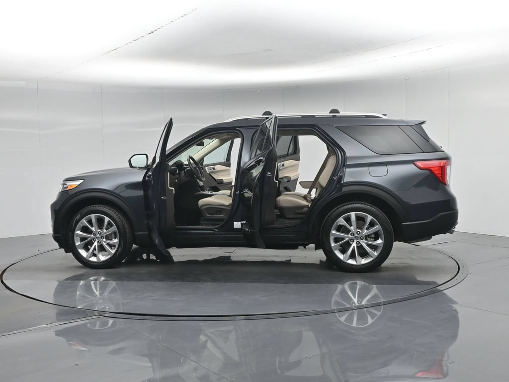 Certified 2023 Ford Explorer Platinum AWD/4WD image 39
