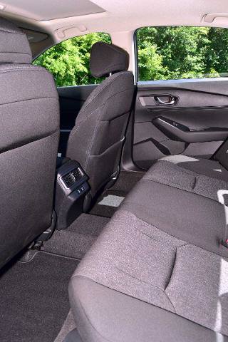 Used 2025 Honda Accord SE image 29