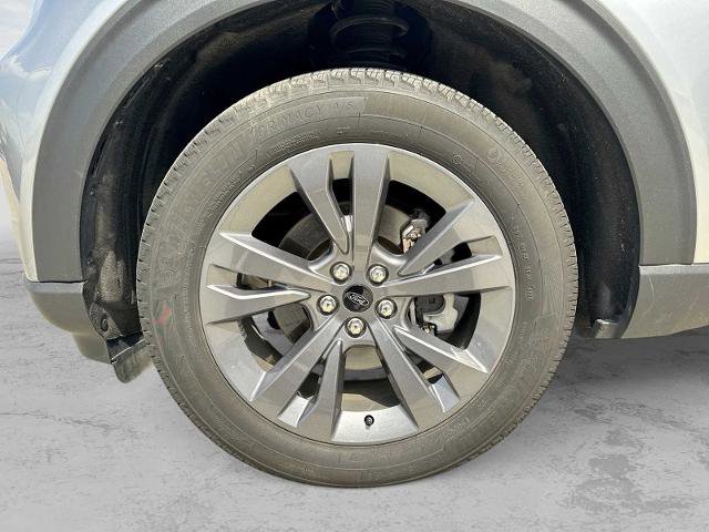 Certified 2023 Ford Explorer XLT w/ Equipment Group 202A AWD/4WD image 10