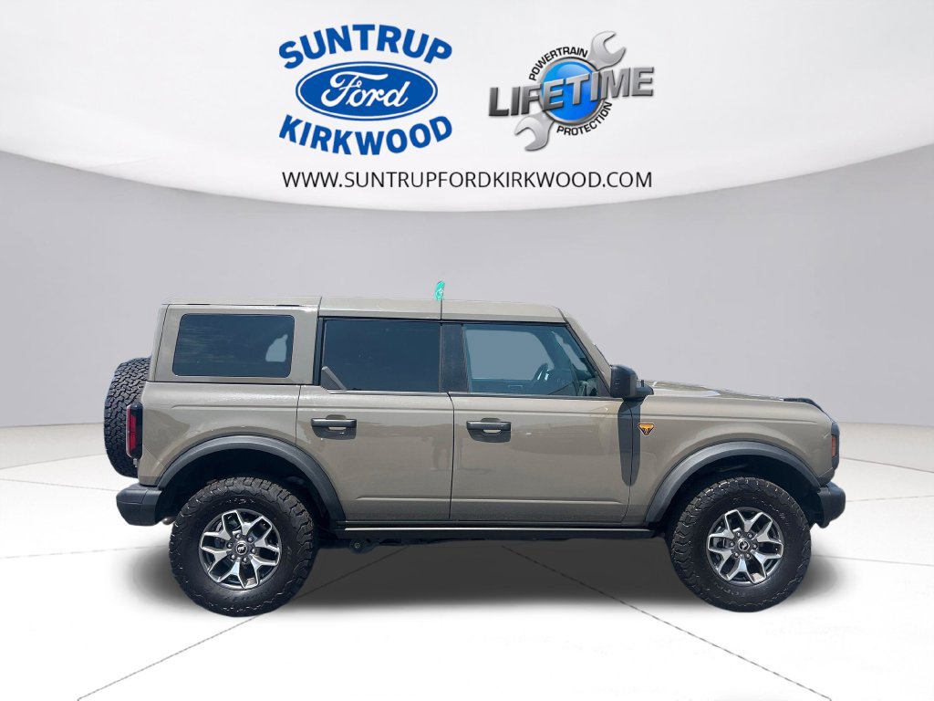 Certified 2025 Ford Bronco Badlands AWD/4WD image 8