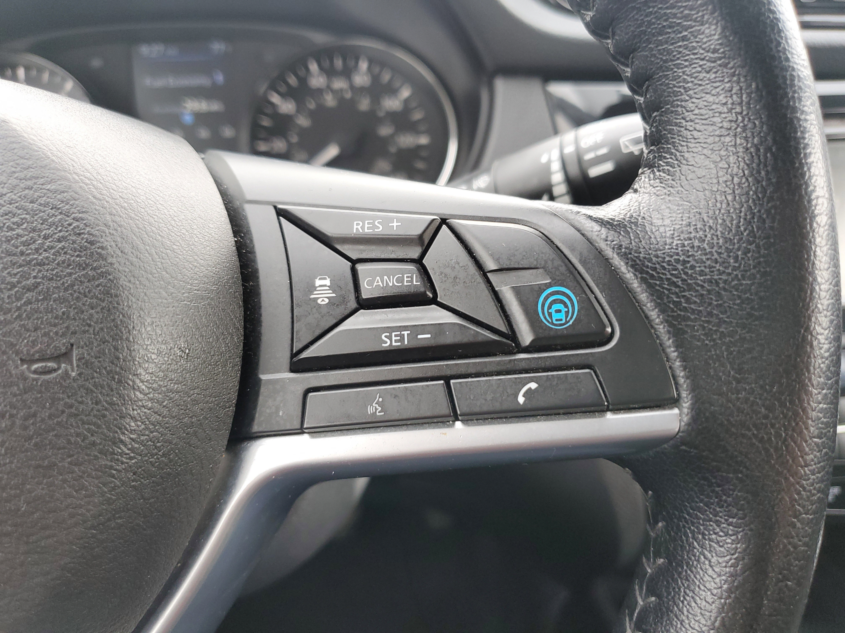 Used 2022 Nissan Rogue Sport SV w/ Technology Package AWD/4WD image 21