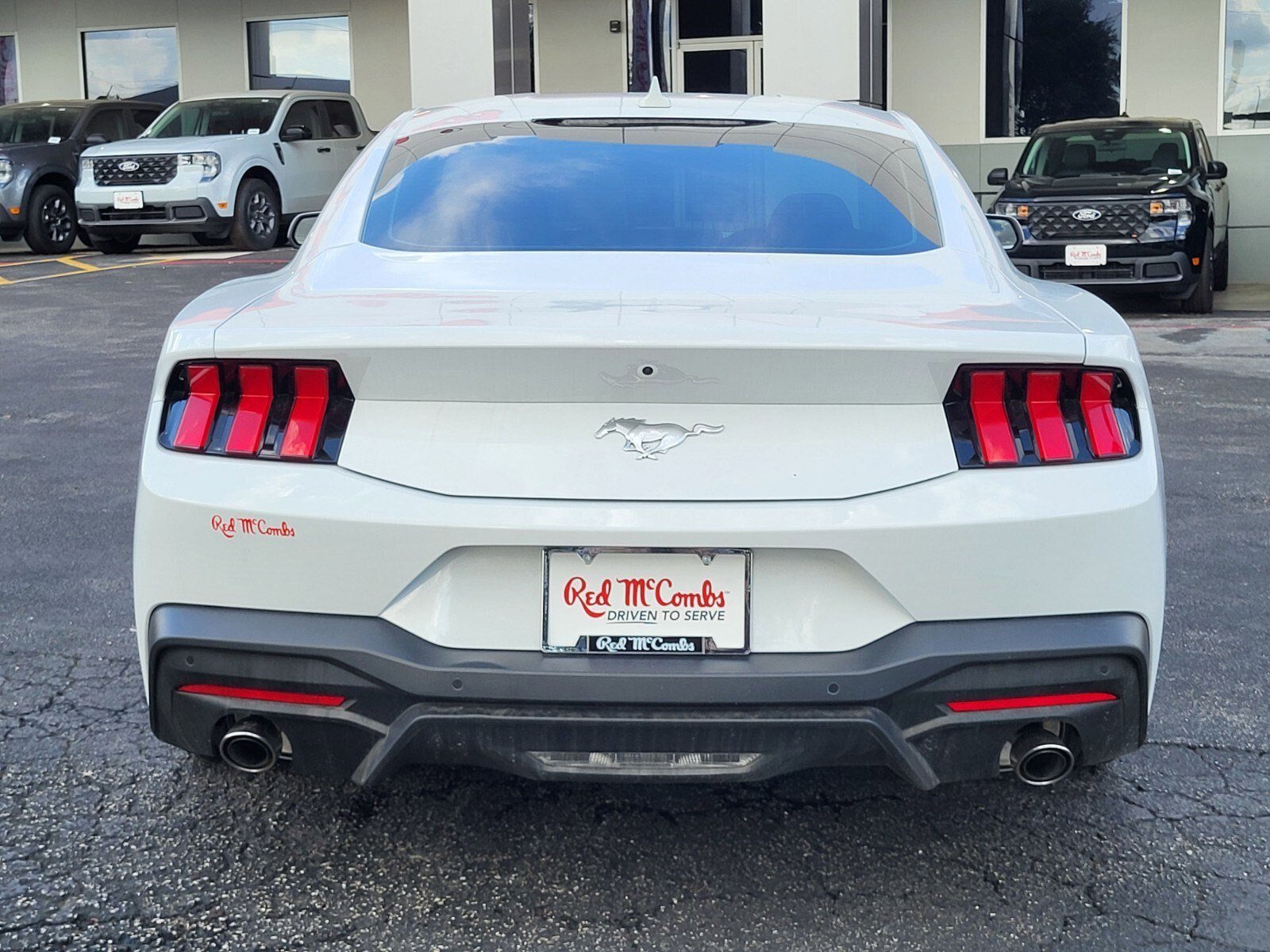 Certified 2025 Ford Mustang Coupe RWD image 4