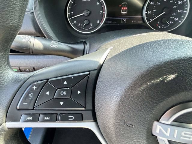 Used 2025 Nissan Sentra SV FWD image 9