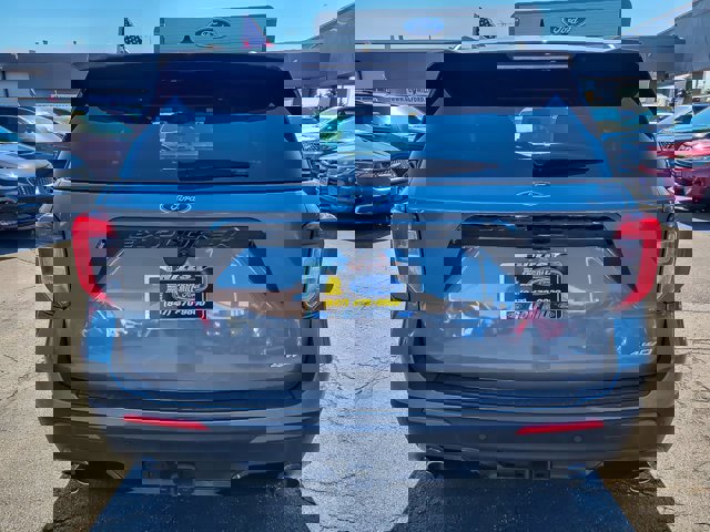 Certified 2023 Ford Explorer ST-Line w/ Class IV Trailer Tow Package image 3