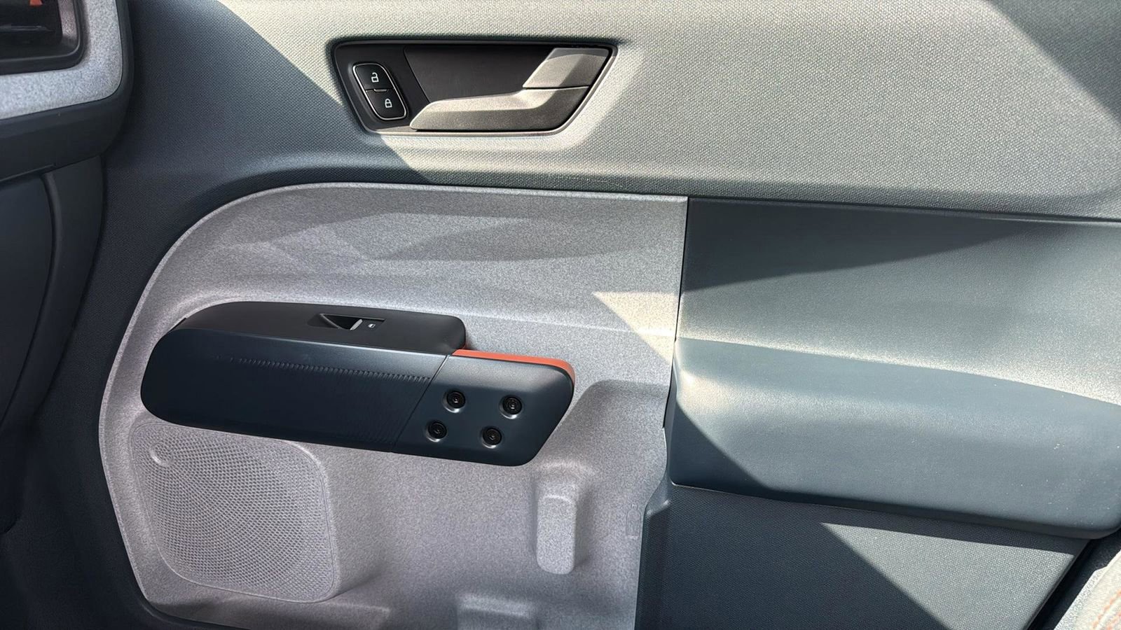 Certified 2022 Ford Maverick XLT image 24