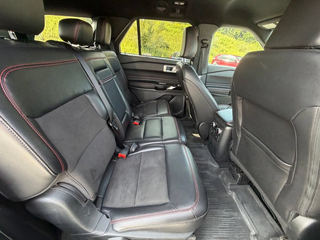Certified 2023 Ford Explorer ST-Line AWD/4WD image 47