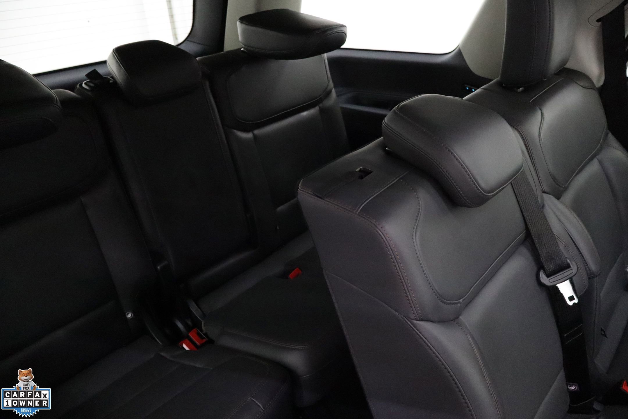 Certified 2025 Ford Expedition Active image 29