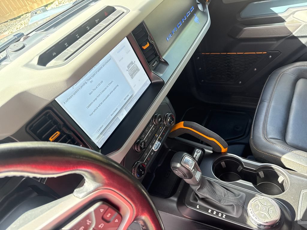 Certified 2022 Ford Bronco Badlands AWD/4WD image 18