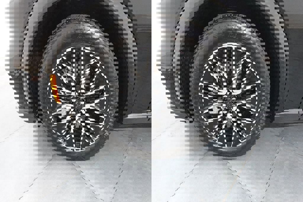 Certified 2025 Ford Mustang Mach-E Premium AWD/4WD image 28