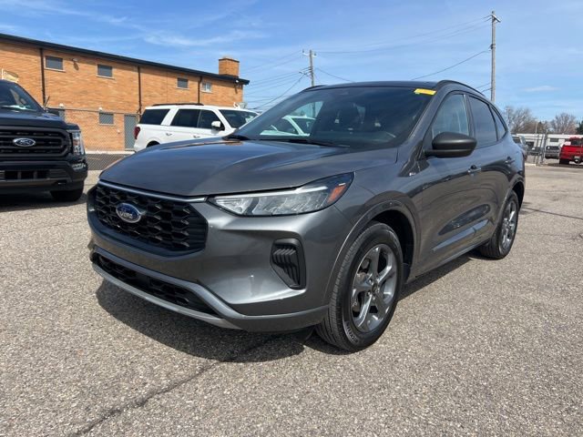 Certified 2024 Ford Escape ST-Line w/ Tech Pack #1 image 6