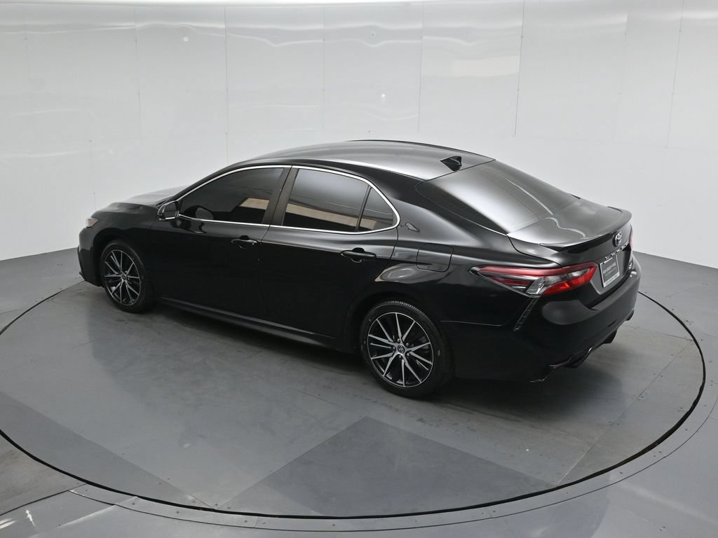Used 2022 Toyota Camry SE FWD image 41