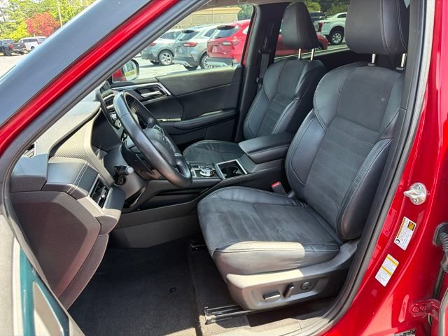Used 2022 Mitsubishi Outlander SE FWD image 16
