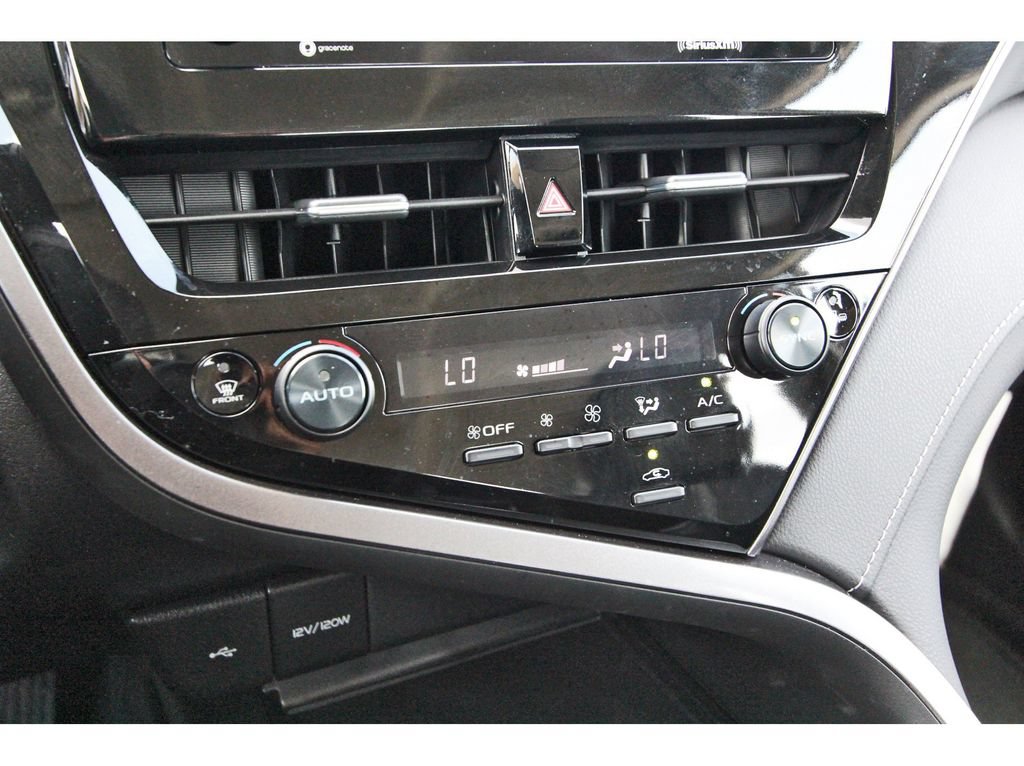 Used 2024 Toyota Camry SE FWD image 24