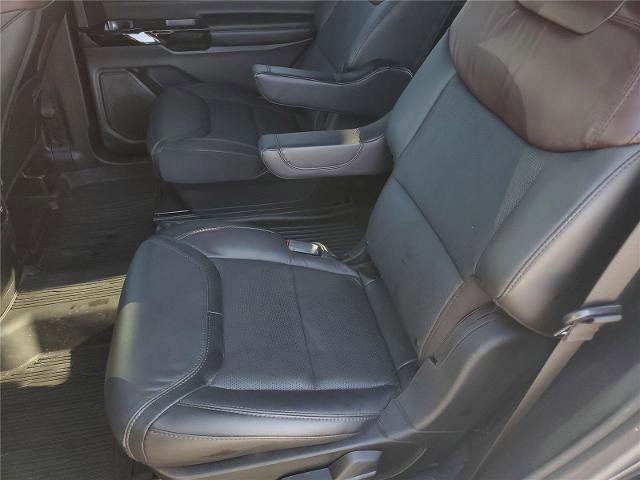 Certified 2022 Ford Explorer Platinum w/ Equipment Group 601A image 22