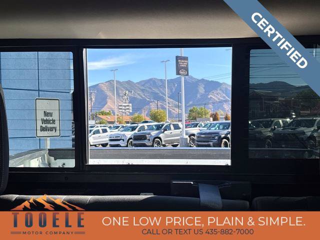 Used 2018 Nissan Titan SV w/ SV Convenience Package AWD/4WD image 24