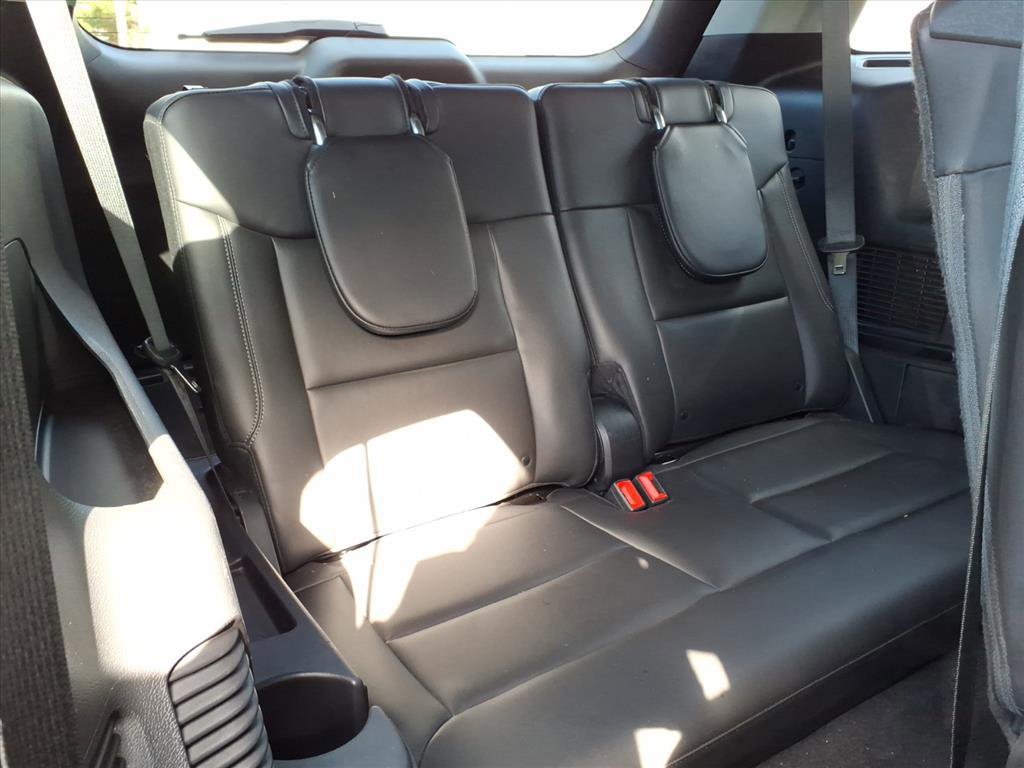 Certified 2022 Ford Explorer XLT w/ Equipment Group 202A image 14