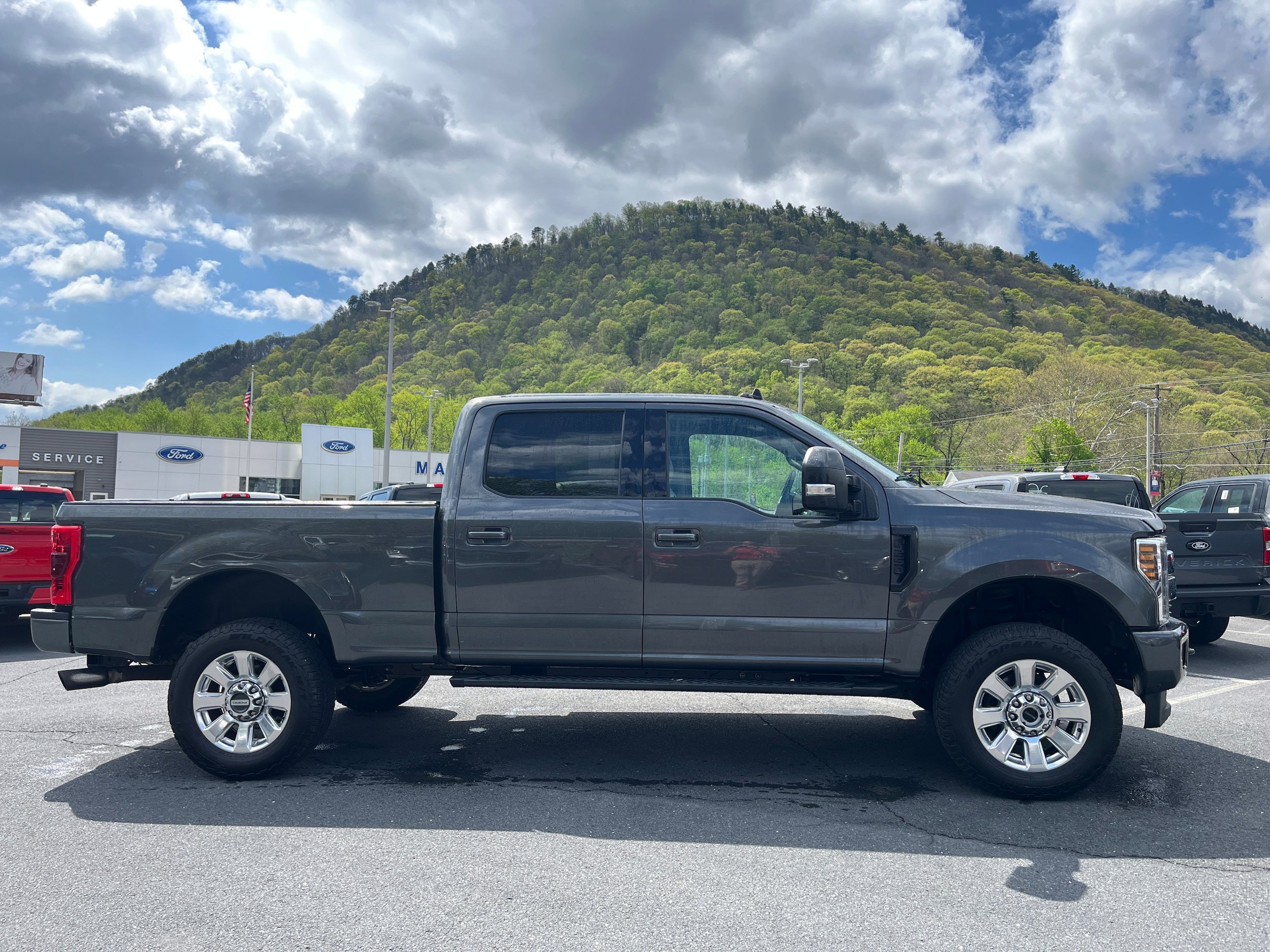 Certified 2019 Ford F250 Lariat w/ Lariat Value Package AWD/4WD image 4