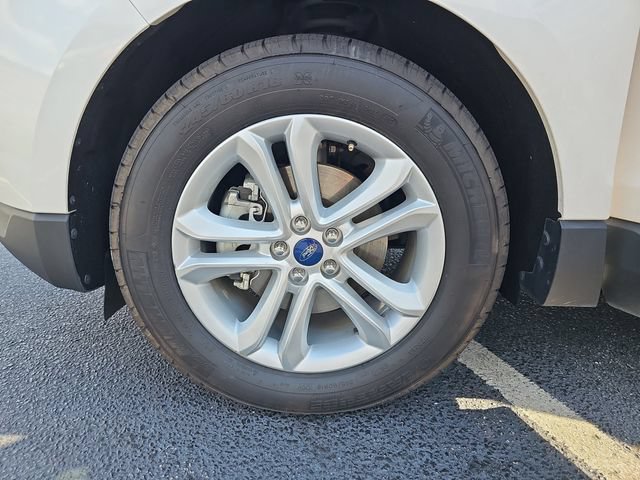 Certified 2019 Ford Edge SEL w/ Equipment Group 201A FWD image 36