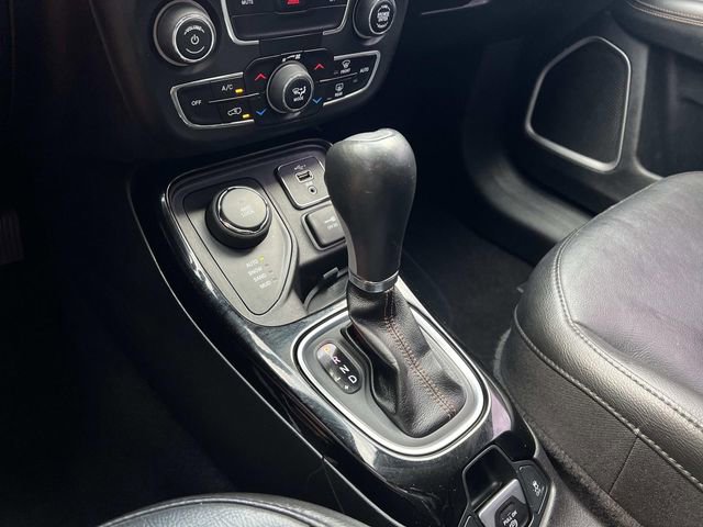 Used 2019 Jeep Compass Limited AWD/4WD image 25