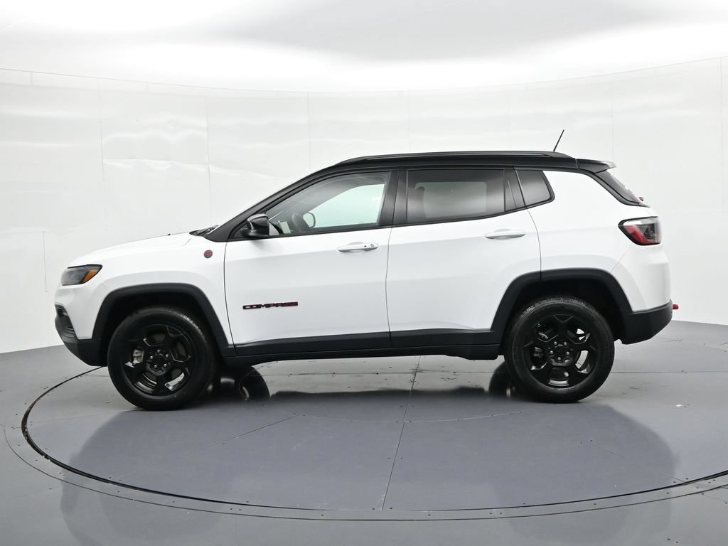 Used 2023 Jeep Compass Trailhawk AWD/4WD image 9