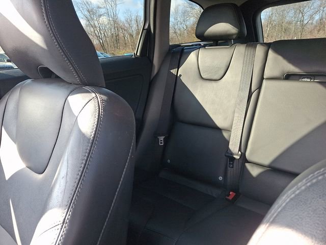 Used 2017 Volvo XC60 T6 Inscription w/ Climate Package image 16