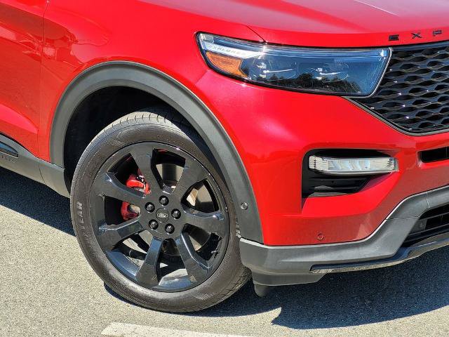 Certified 2022 Ford Explorer ST w/ Equipment Group 401A AWD/4WD image 9