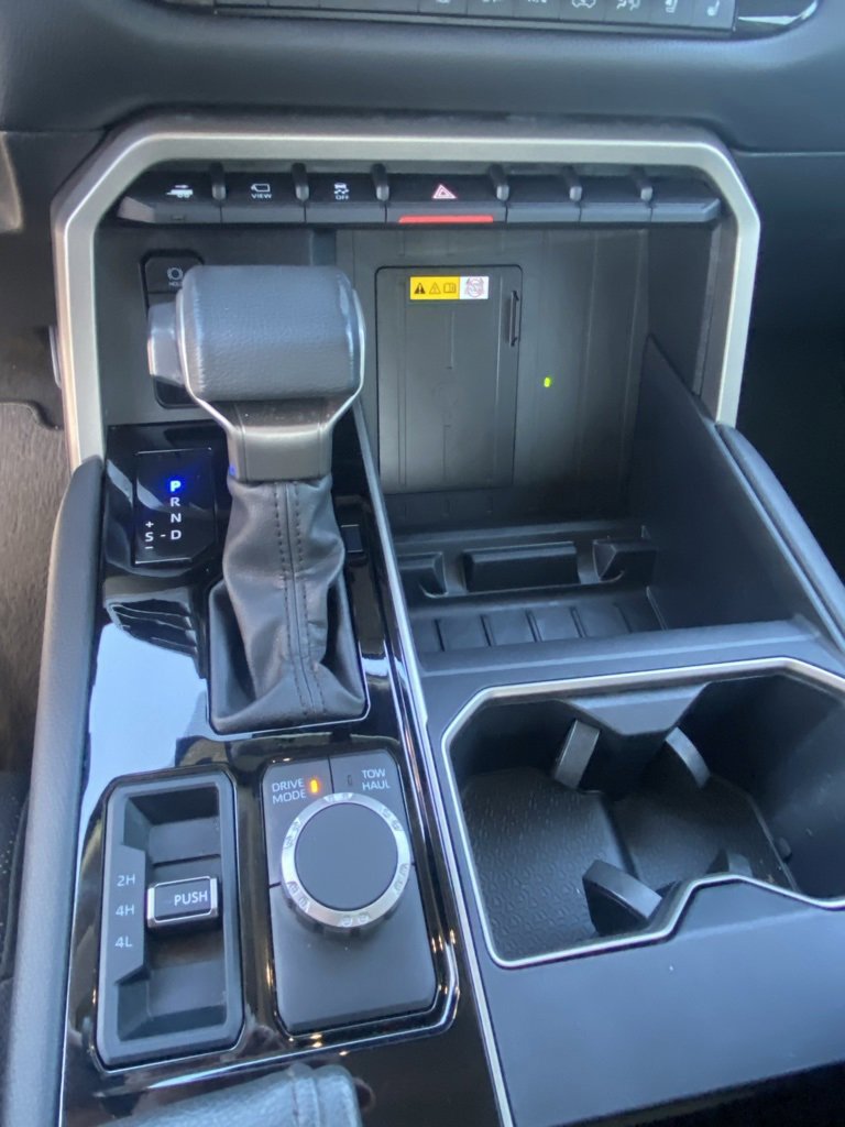 Used 2024 Toyota Tundra Limited image 17