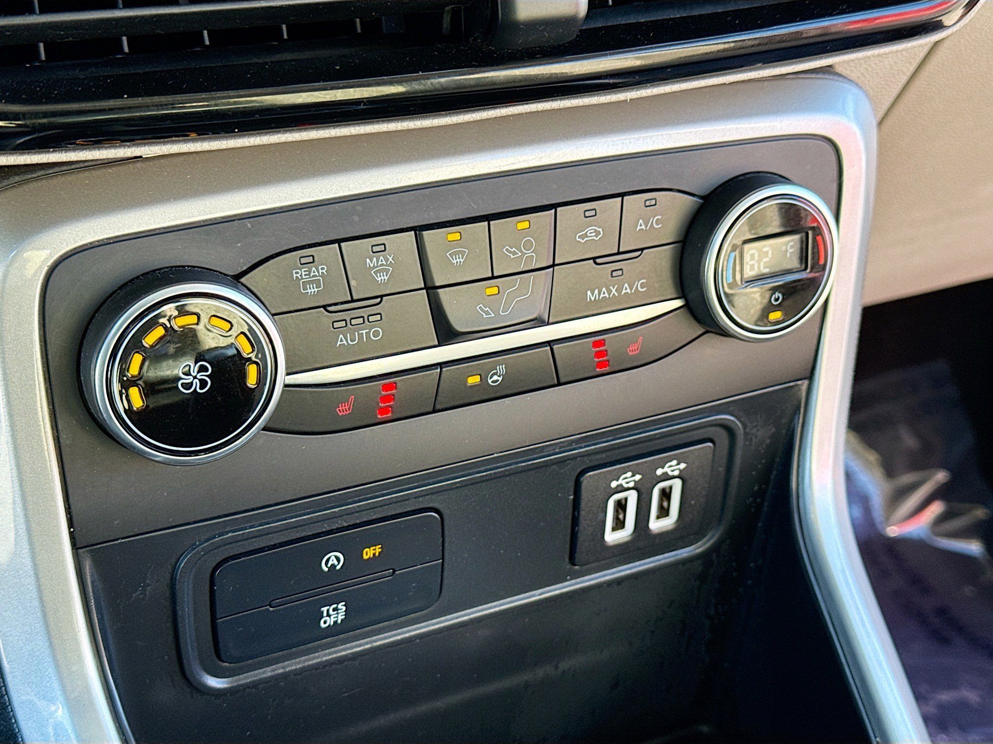 Certified 2021 Ford EcoSport Titanium image 14