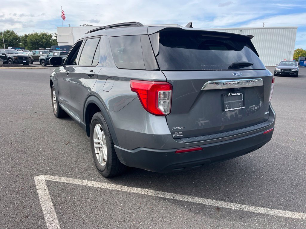 Certified 2023 Ford Explorer XLT AWD/4WD image 6