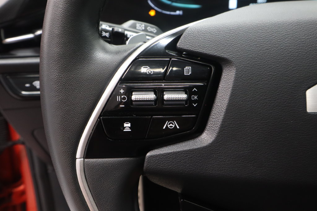 Used 2023 Kia Niro EX Touring FWD image 23