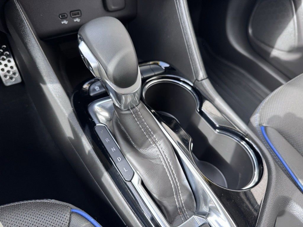 Used 2025 Buick Encore GX Sport Touring image 31