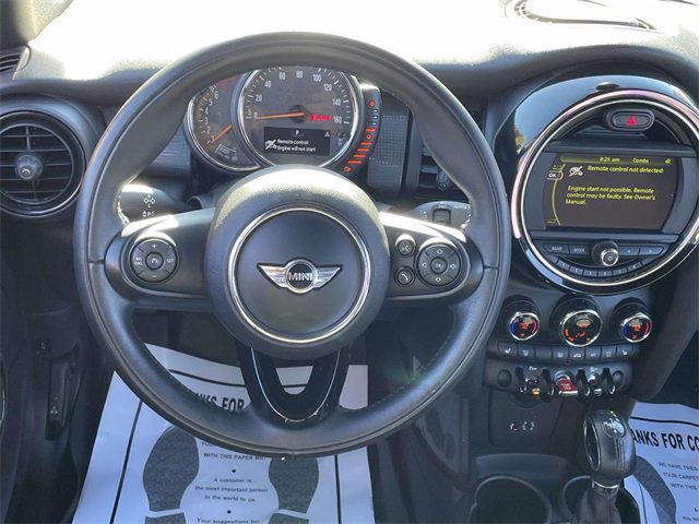 Used 2017 MINI Cooper Base image 13