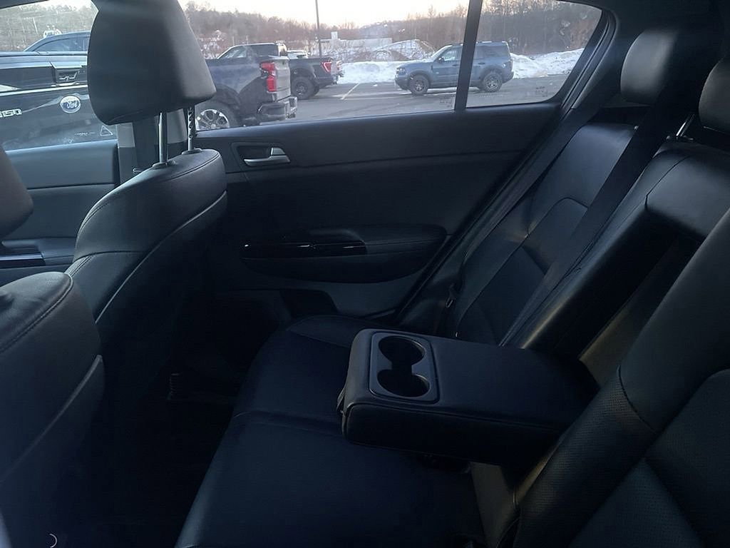 Used 2017 Kia Sportage SX image 9