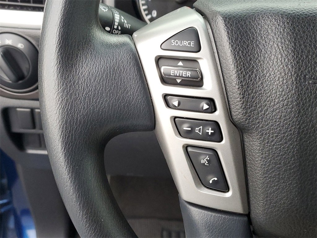Used 2019 Nissan Titan SV image 22