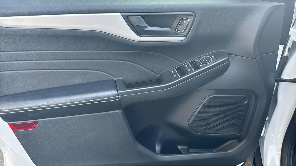 Certified 2022 Ford Escape SE image 18