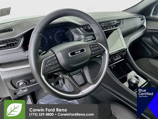 Used 2024 Jeep Grand Cherokee Altitude AWD/4WD image 12