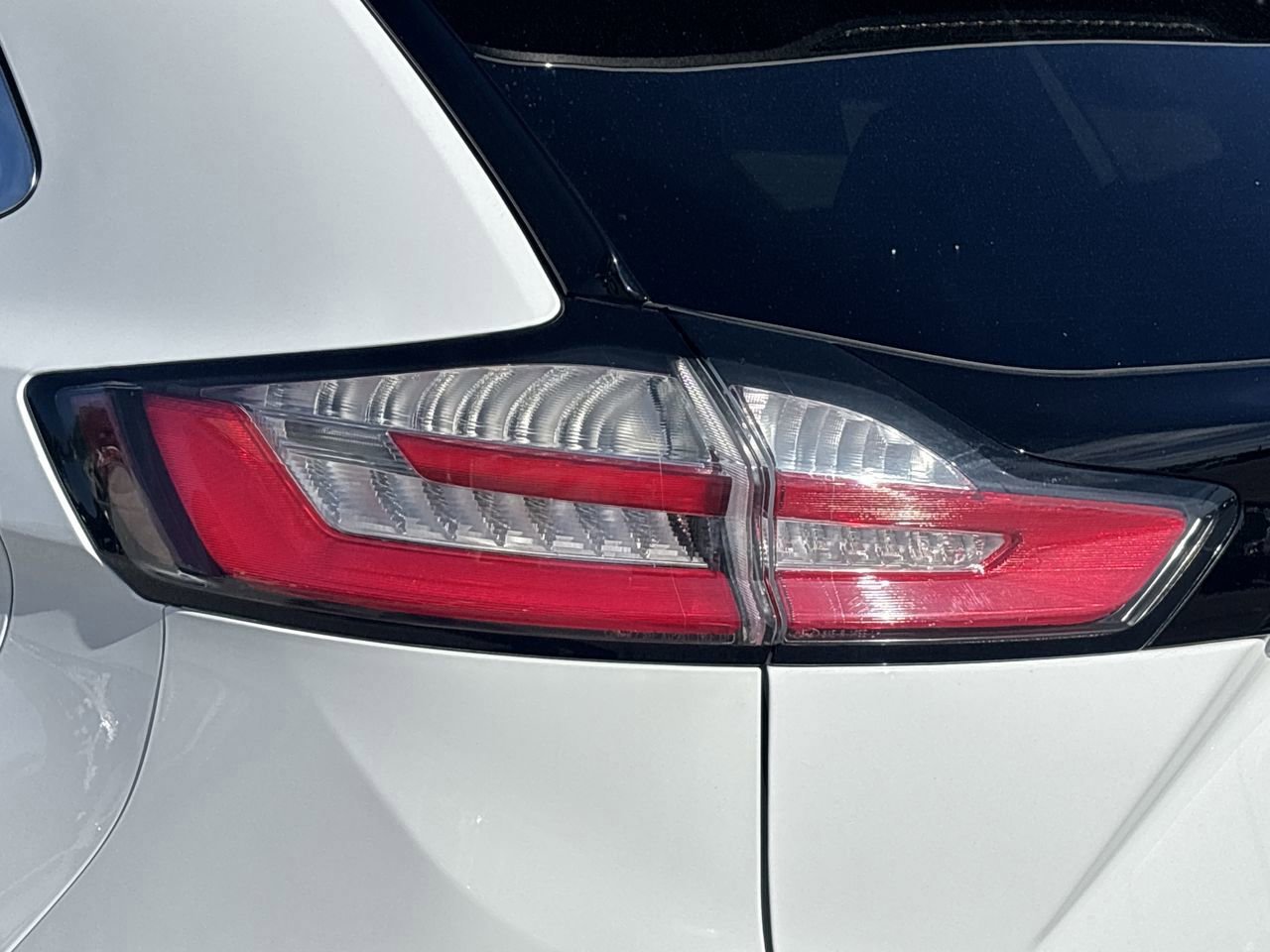 Certified 2022 Ford Edge SEL image 32