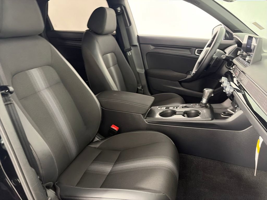 Used 2025 Honda Civic Sport image 26
