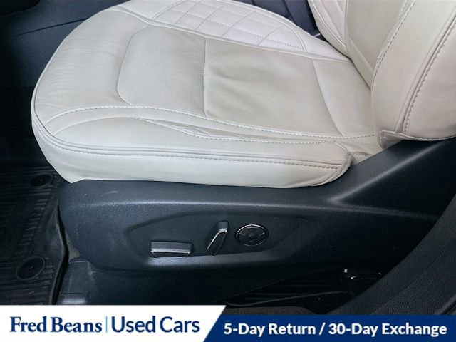 Certified 2017 Ford Explorer Platinum image 21