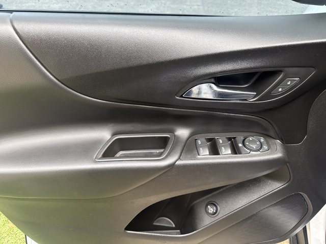 Used 2022 Chevrolet Equinox LT FWD image 13