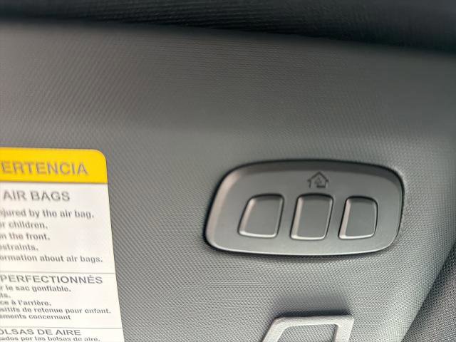 Certified 2025 Ford Mustang Mach-E GT image 21